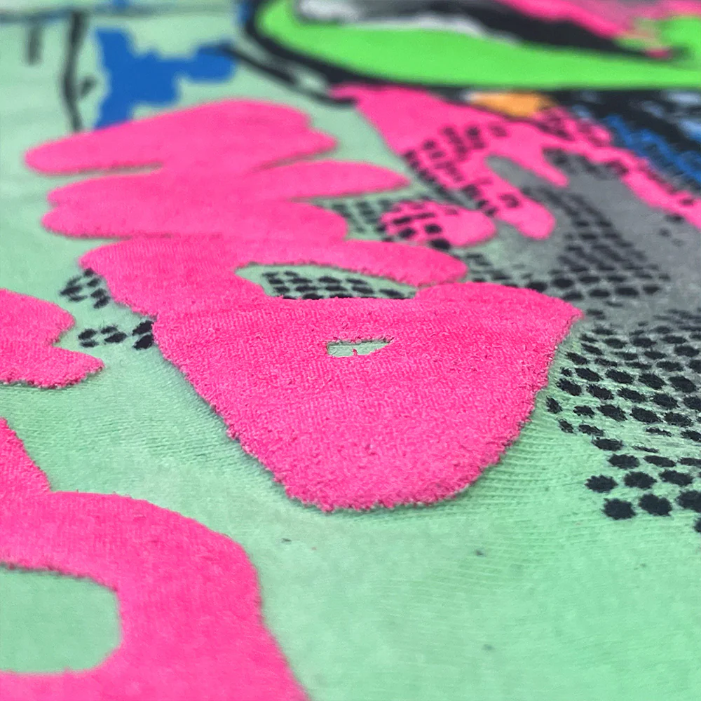 1989 Gecko Graffiti Hand-Painted Beach Style Tee - Green - Image 8