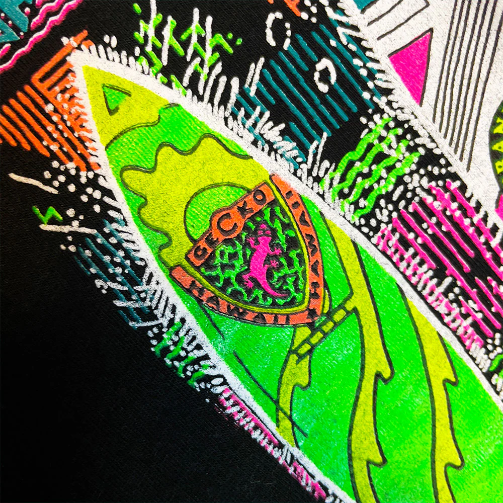 Gecko Boardroom Black Beach Tee - Image 5