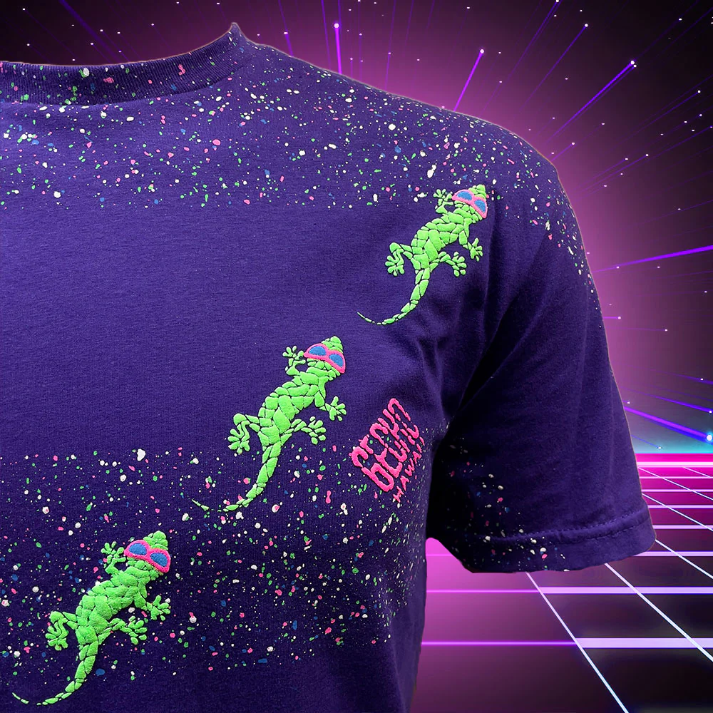 Gecko Trail - 1987 Purple SPLATTER Stripe Beach Tee - Image 6